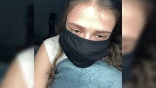 Lovely-eyes